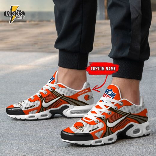 Cleveland Browns Nike TN Sneakers – Men’s NFL Edition Sneakers