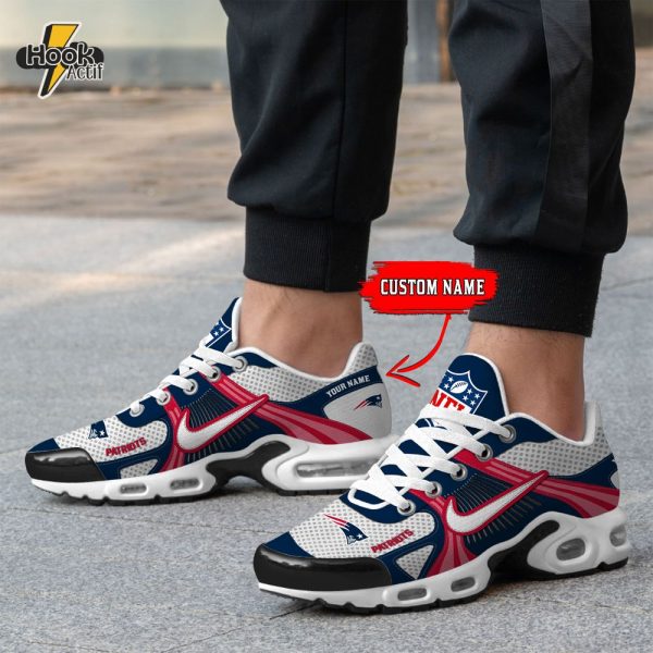 New-England-Patriots-Nike-TN-Sneakers-Mens-NFL-Legacy-Footwear-2.jpg