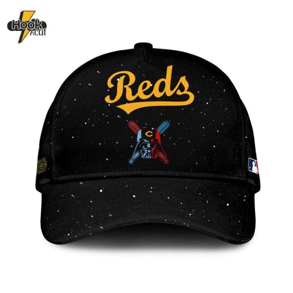 HookActif2FCincinnati-Reds-MLB-x-StarWars-Combo-Baseball-Jersey-Cap-Editions-Limited-2025-2.jpg