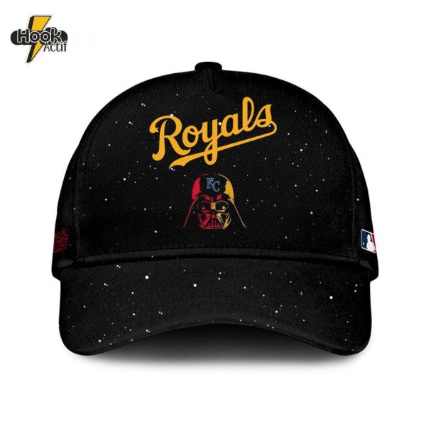 HookActif2FKansas-City-Royals-x-Stars-Wars-Night-Combo-Hoodie-Jogger-Cap-Editions-Limited-2.jpg
