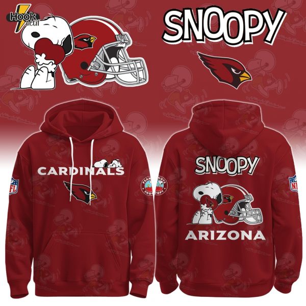 A Cardinals x Snoopy Hoodie Limited Edition + Selling Out Fast